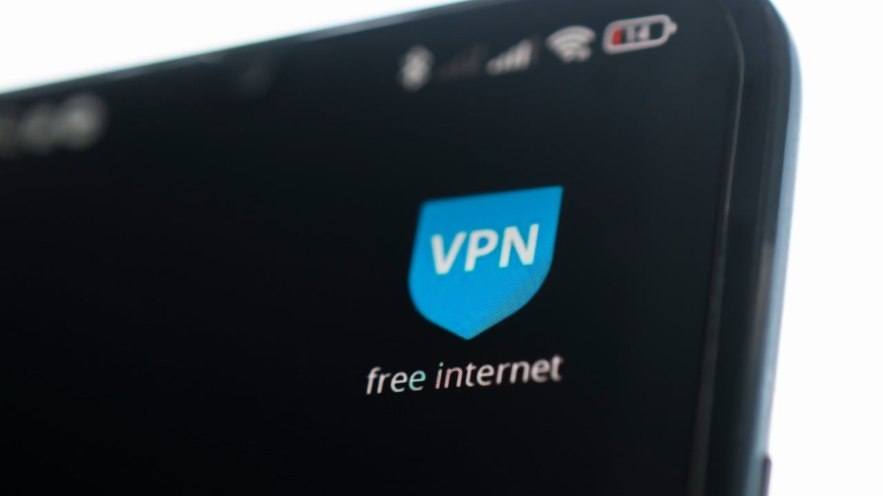 Panduan Memilih VPN Terbaik untuk Anonimitas Online Anda